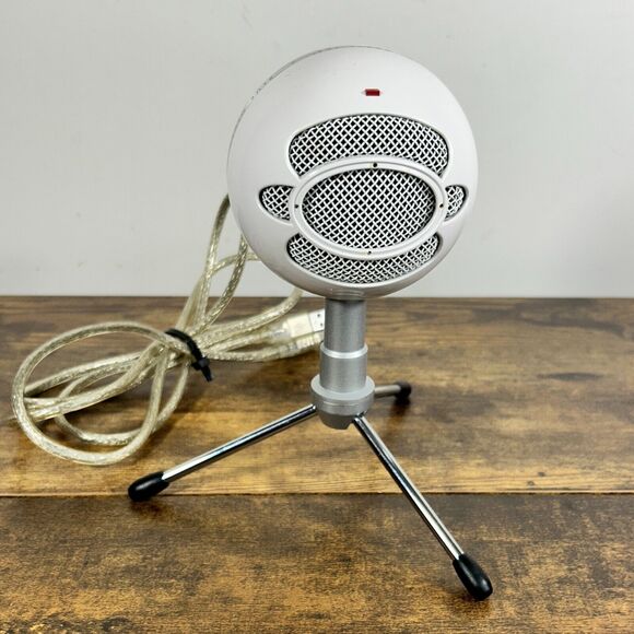 LOGITECH WHITE BLUE SNOWBALL ICE PLUG AND PLAY USB MICROPHONE - Picture 2 of 13